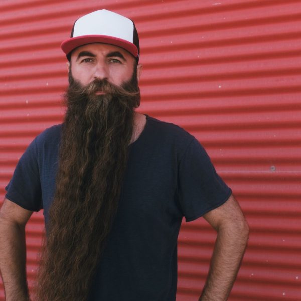 Jak golić długą brodę?